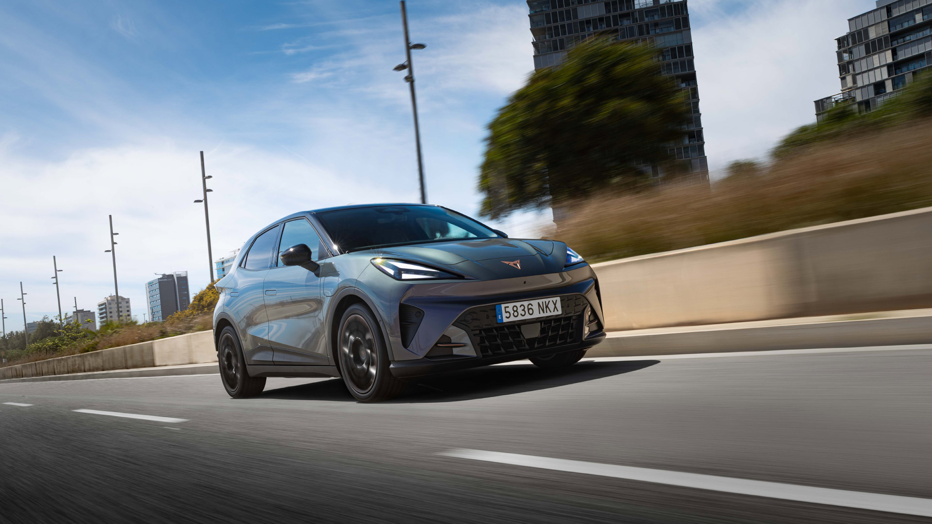 CUPRA Raval in Bewegung